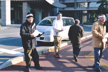 �����{�u���b�N�l���T�Ԋ����ʐ^